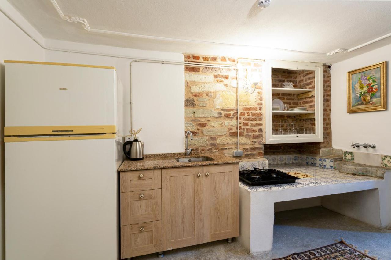 Mansion With Lemon Tree Apartman İzmir Kültér fotó