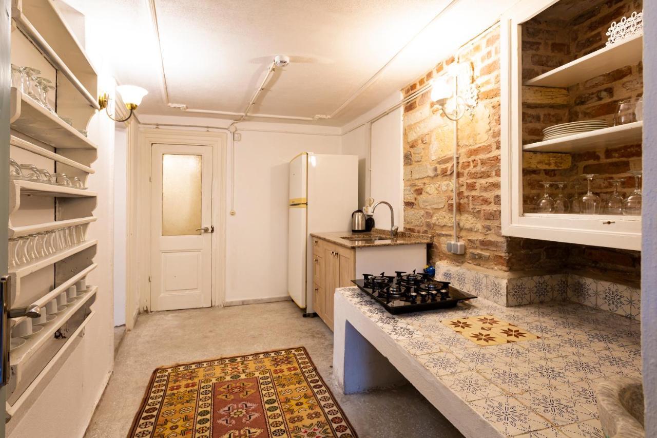 Mansion With Lemon Tree Apartman İzmir Kültér fotó