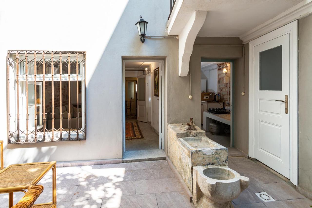 Mansion With Lemon Tree Apartman İzmir Kültér fotó