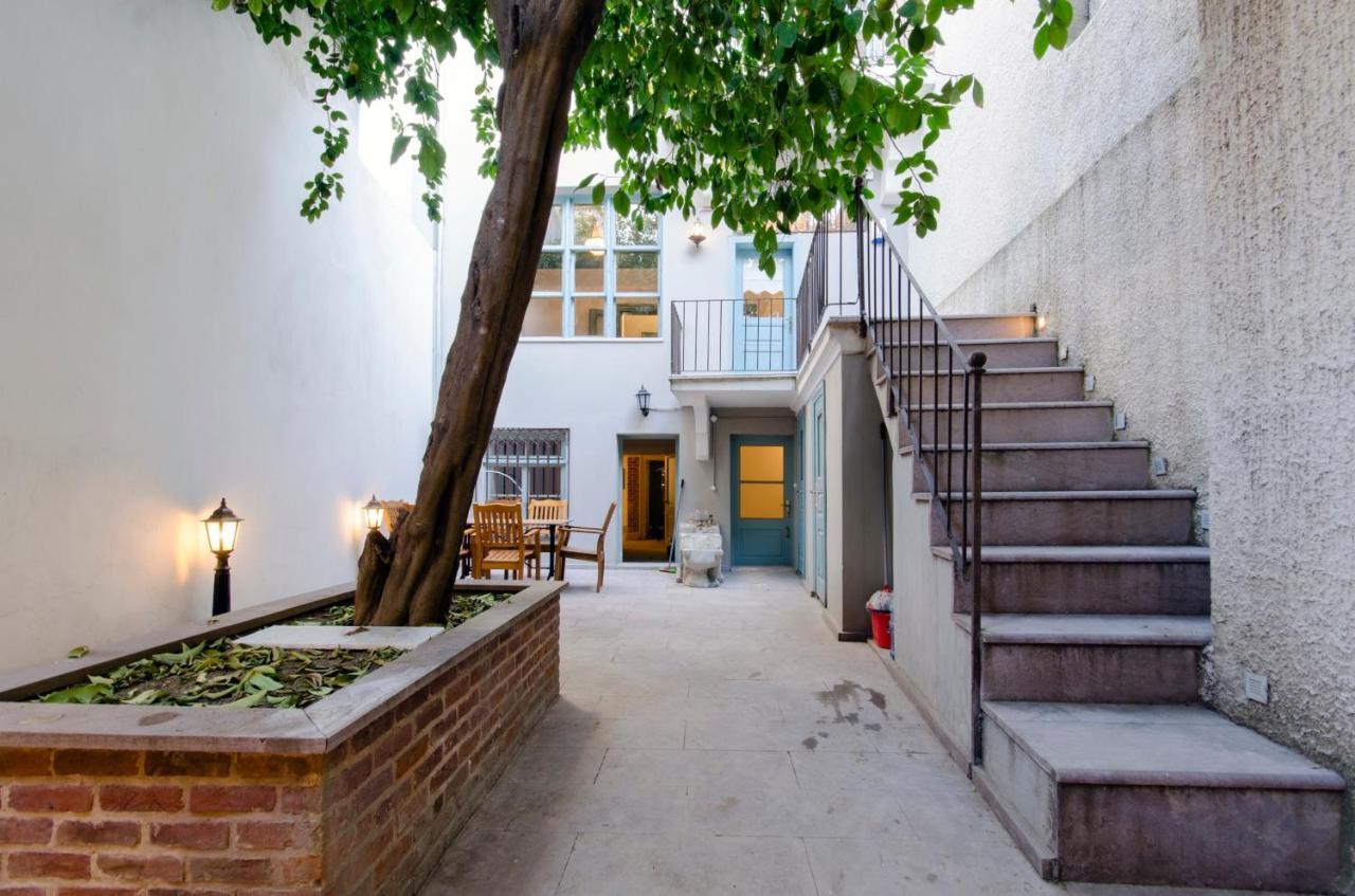 Mansion With Lemon Tree Apartman İzmir Kültér fotó