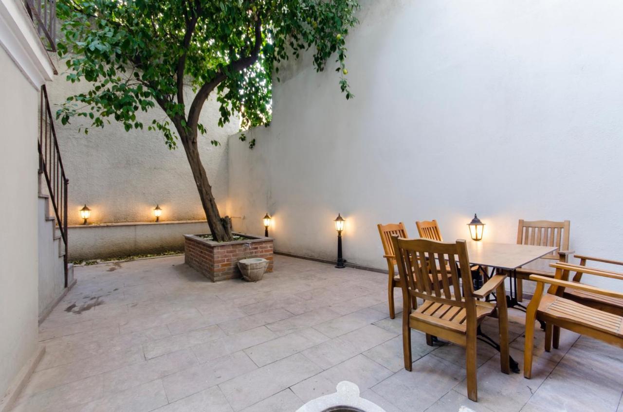 Mansion With Lemon Tree Apartman İzmir Kültér fotó