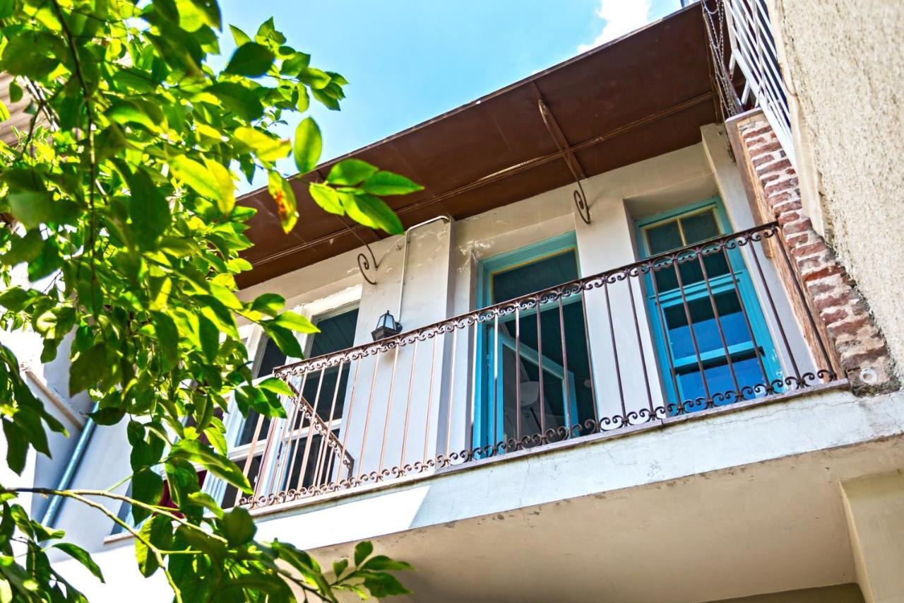 Mansion With Lemon Tree Apartman İzmir Kültér fotó